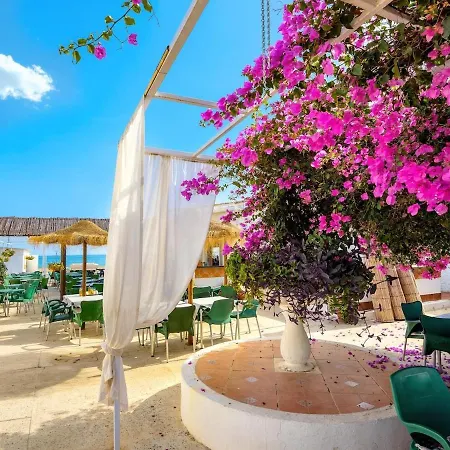 Lightbooking La Nogalera Apartment